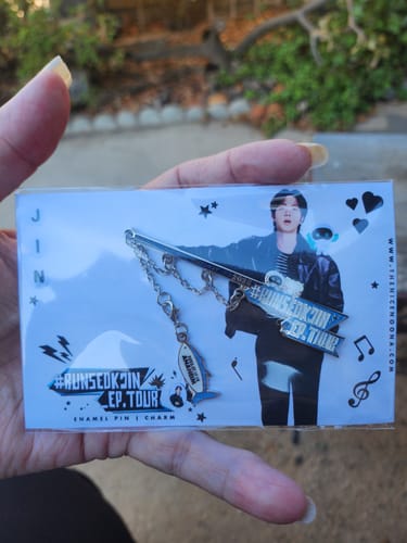 Customer photo review of (PREORDER) Jin 2025 Tour Pin II