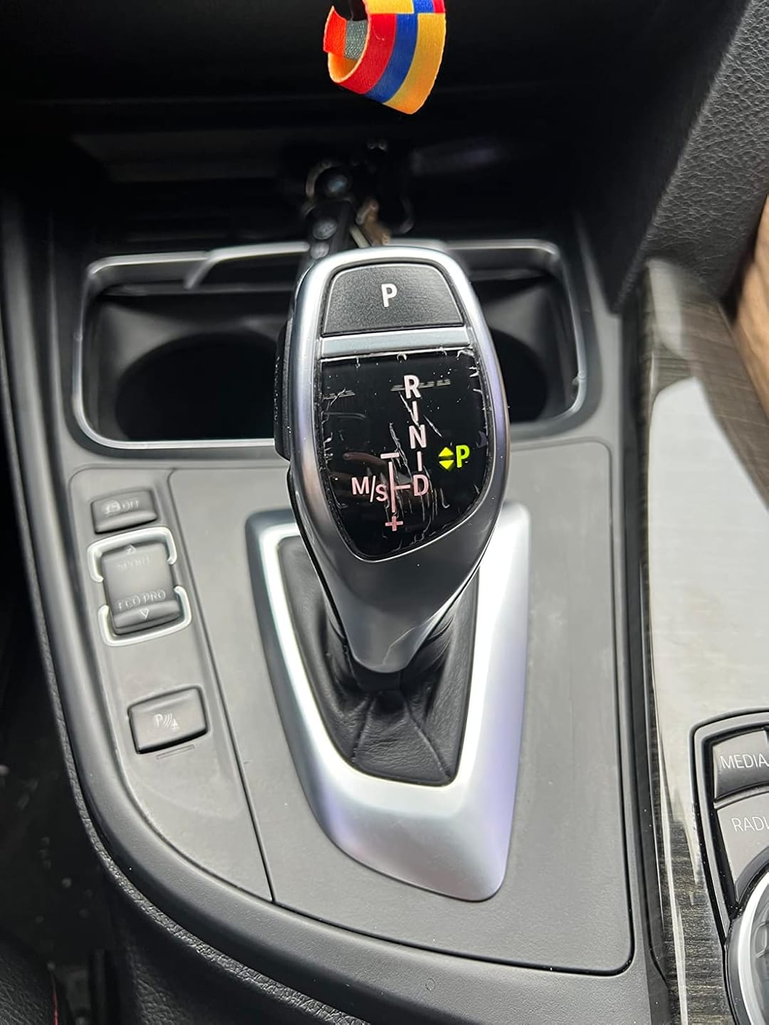 Customer photo review of Gear Shift Frame Trim Cover Compatible with BMW 3 Series F30 F31 F34 & 4 Series F32 F33 F36, 1 Series F20 F21 & 2 Series F22 F23 – Carbon Fiber Style Molded Interior Trim | SPCRSO