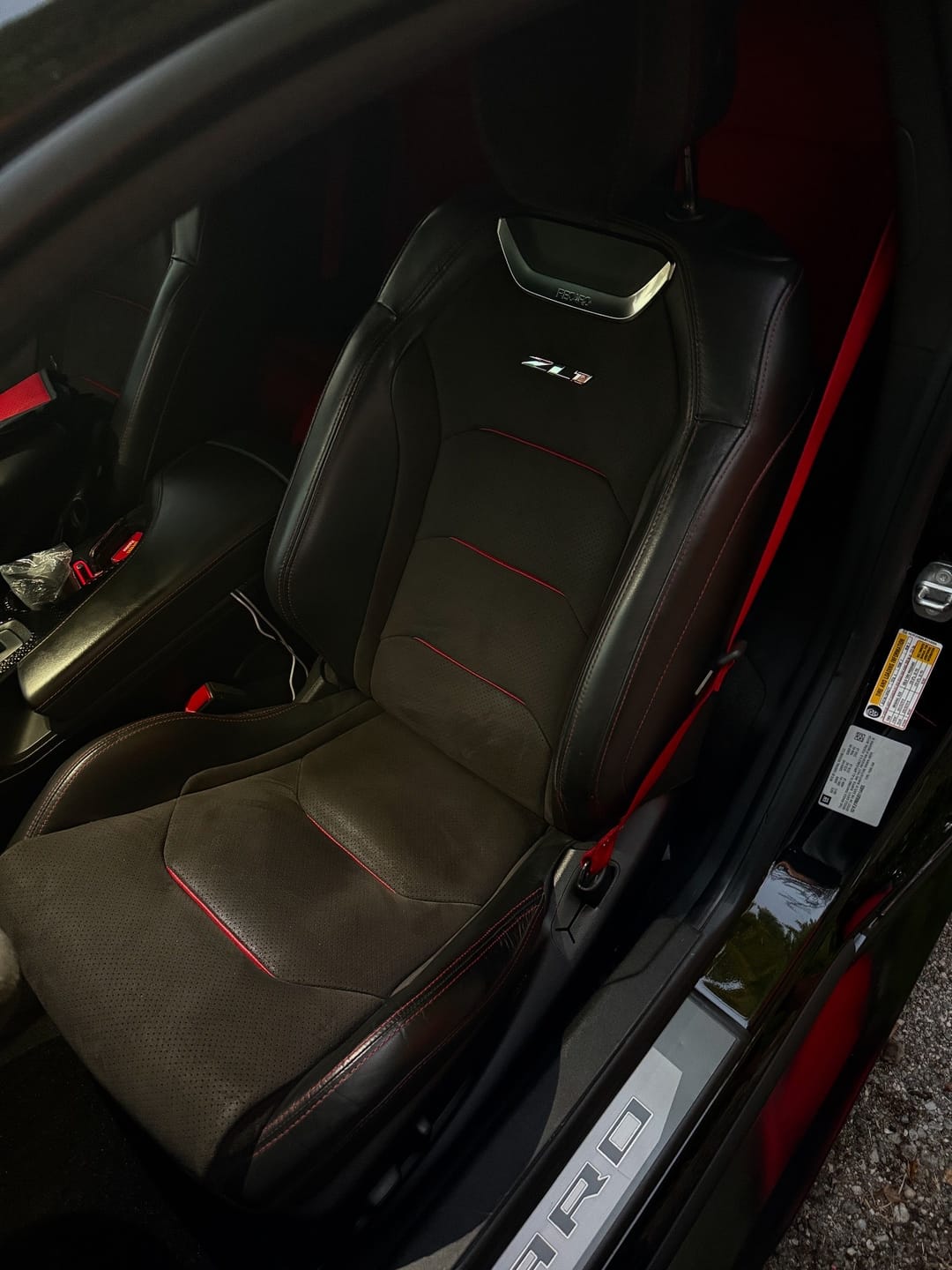 Customer photo review of 6th Gen Camaro Recaro Custom Leather Seat Covers