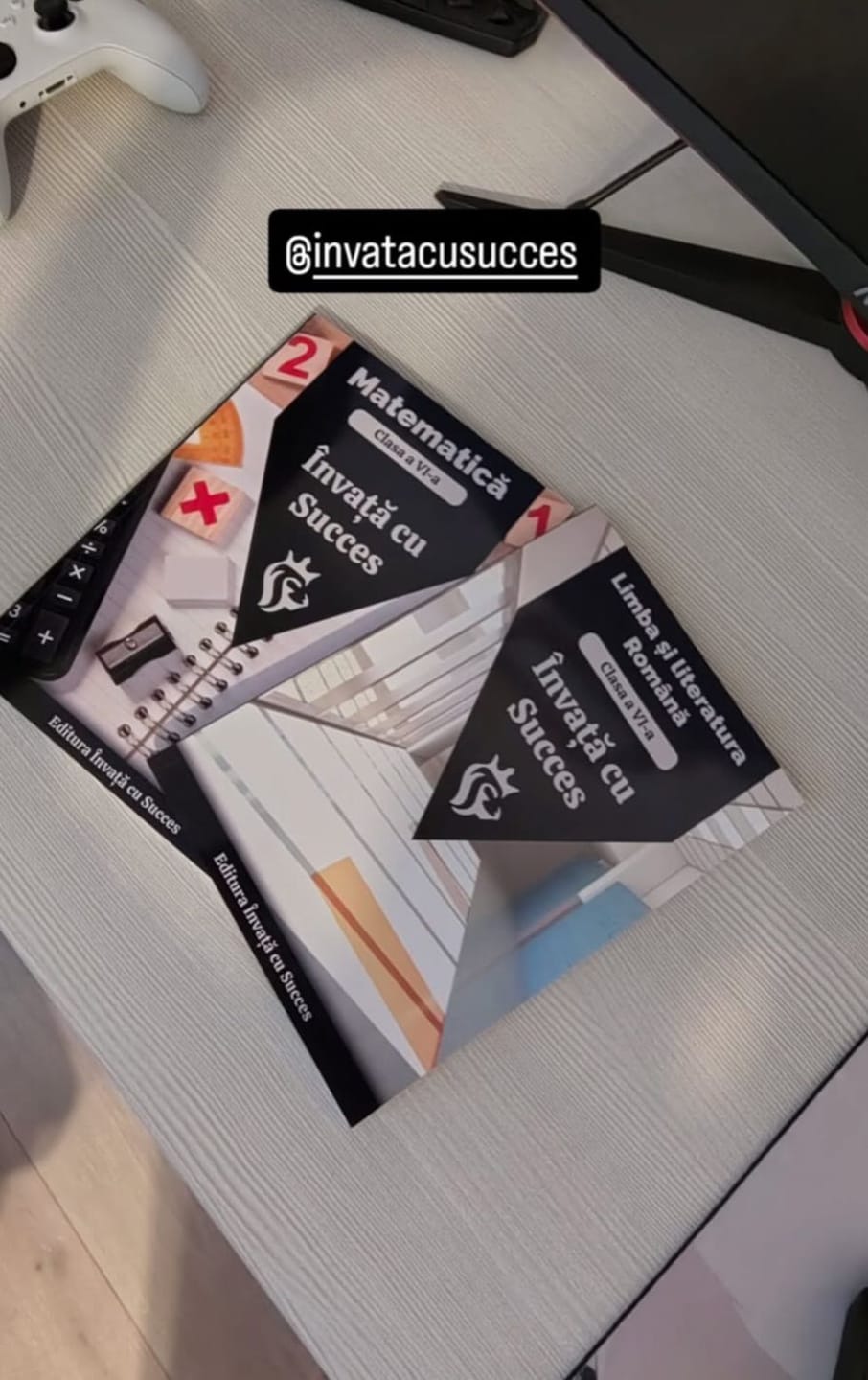 Customer photo review of Pachet Clasa a VI-a: Toată materia structurată la Română și Matematică pentru clasa a VI-a
