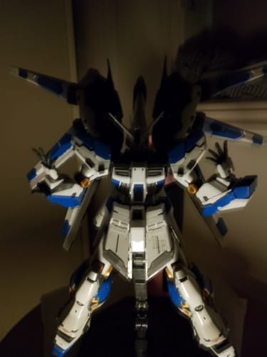Customer photo review of Bandai Rg 1/144 Rx93v2 Hinu Gundam