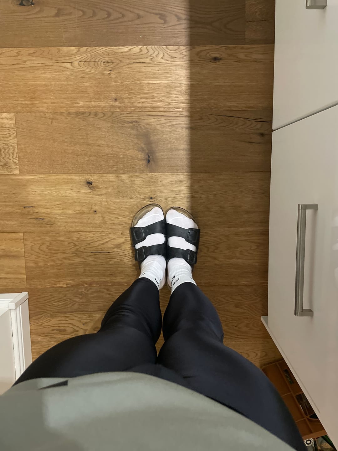 Customer photo review of Elegant Leggings shine men