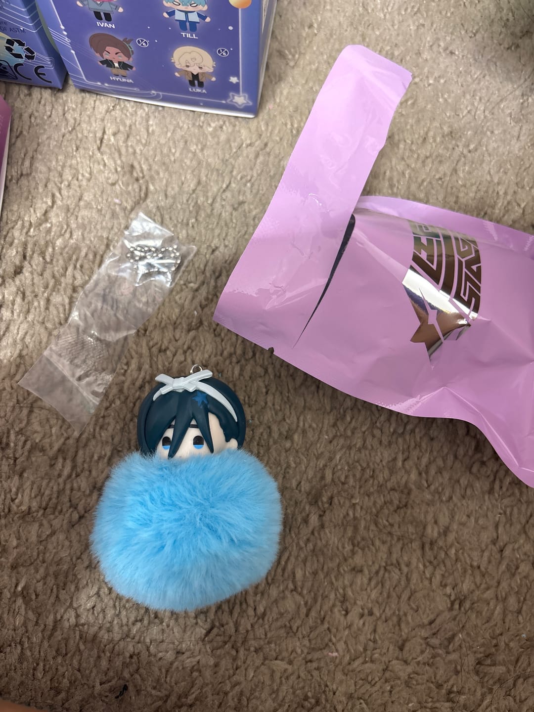 Customer photo review of Alien Stage Freedom Stage Series Plush Toy Blind Box