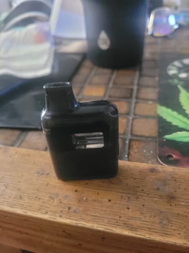 Customer photo review of Blue Dream THC Vape Pen Sativa 3g