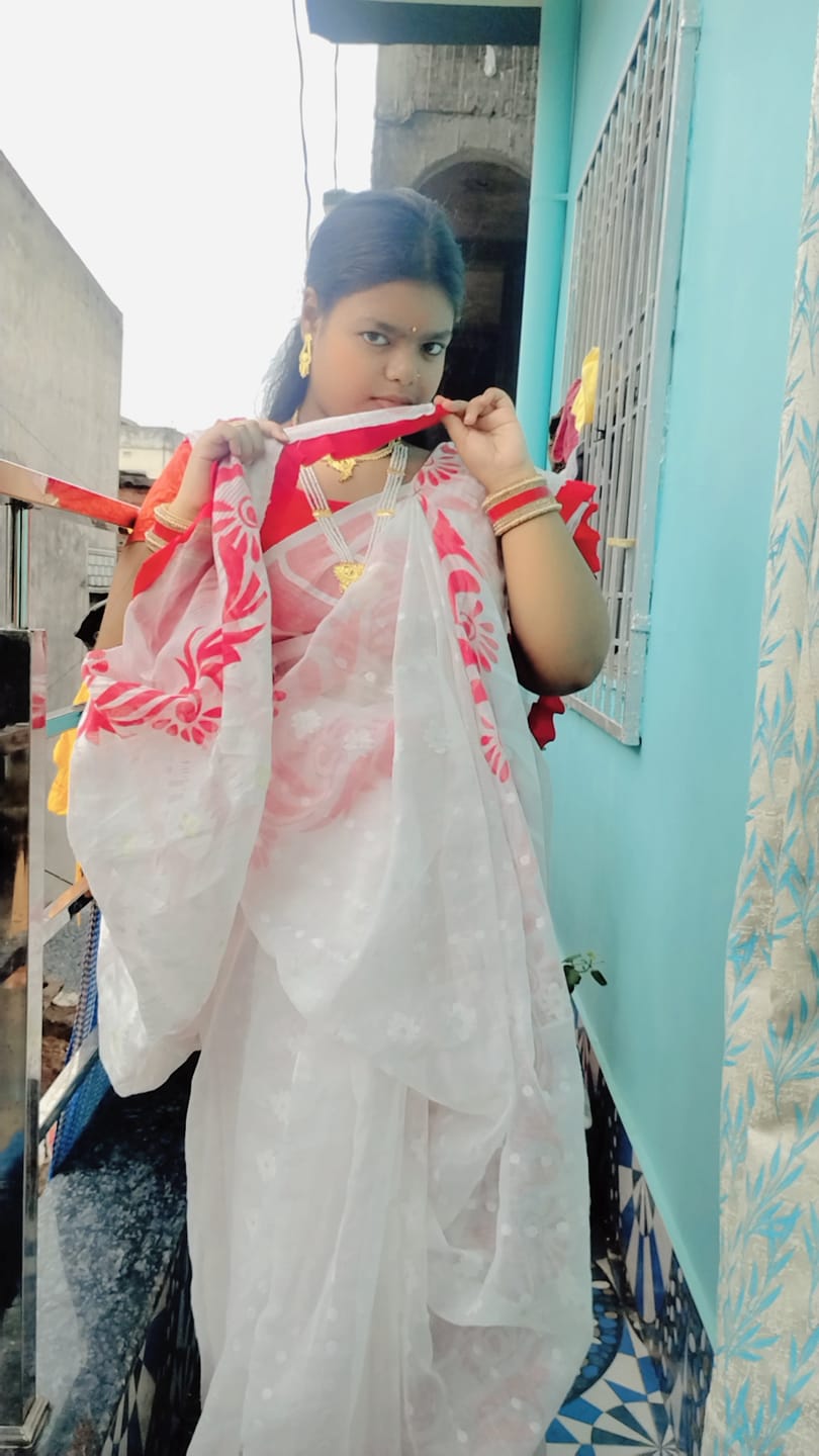Customer photo review of Pushpanjali Special Jamdani Saree