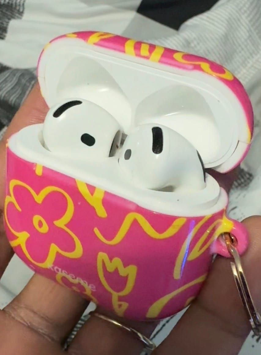 Customer photo review of Brooklyn AirPods Case