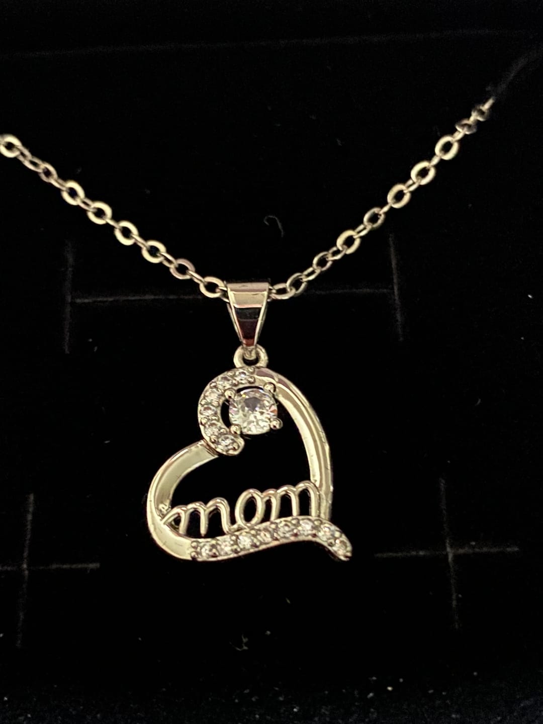 Customer photo review of Thelma 18k White Gold Plated Mom Heart Necklace with Simulated Diamond Crystals