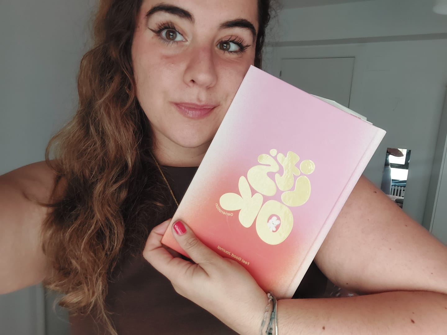 Customer photo review of Feel Good Journal | Portada Mandarina