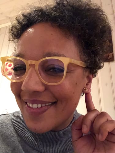 Customer photo review of Watermelon earring gold