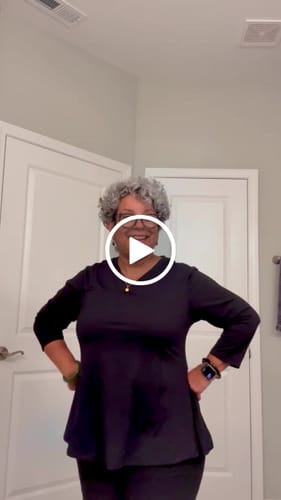 Customer video review of Anti-Muffin Top Flowy 3/4 Sleeve