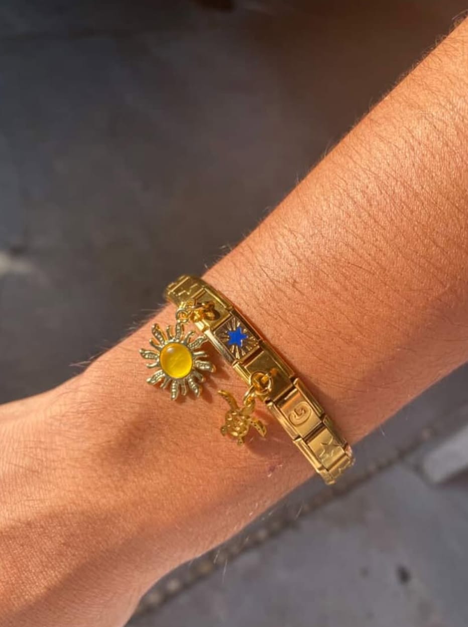 Customer photo review of Charm Colgante Tortuga