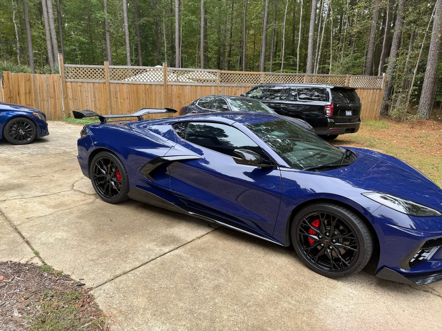 Customer photo review of Corvette C8 Stingray Front Splitter & Side Skirts [5VM Package]