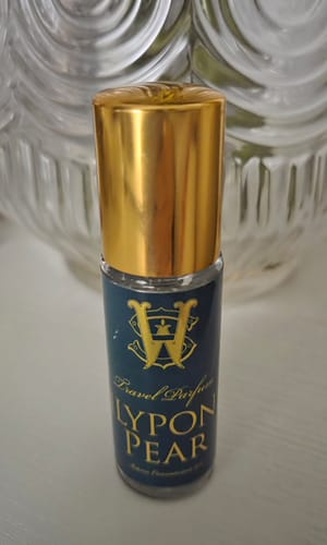 Customer photo review of Lilypond Pear