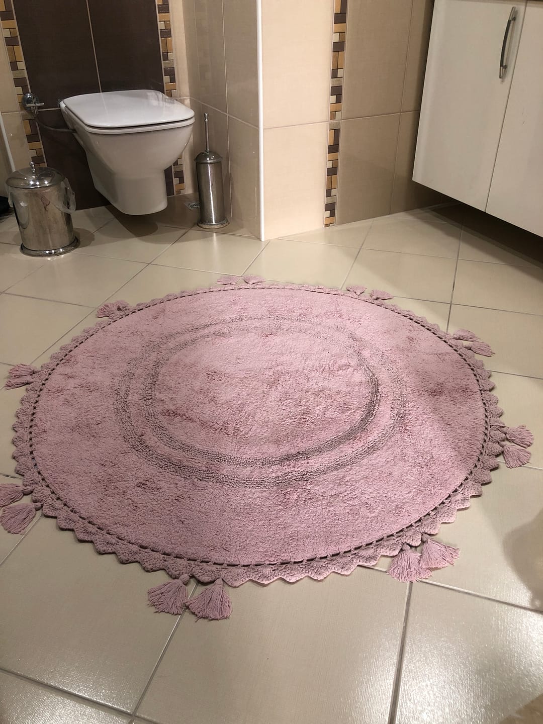 Customer photo review of Olivid Yuvarlak Banyo Paspası %100 Pamuk 100x100 Pembe