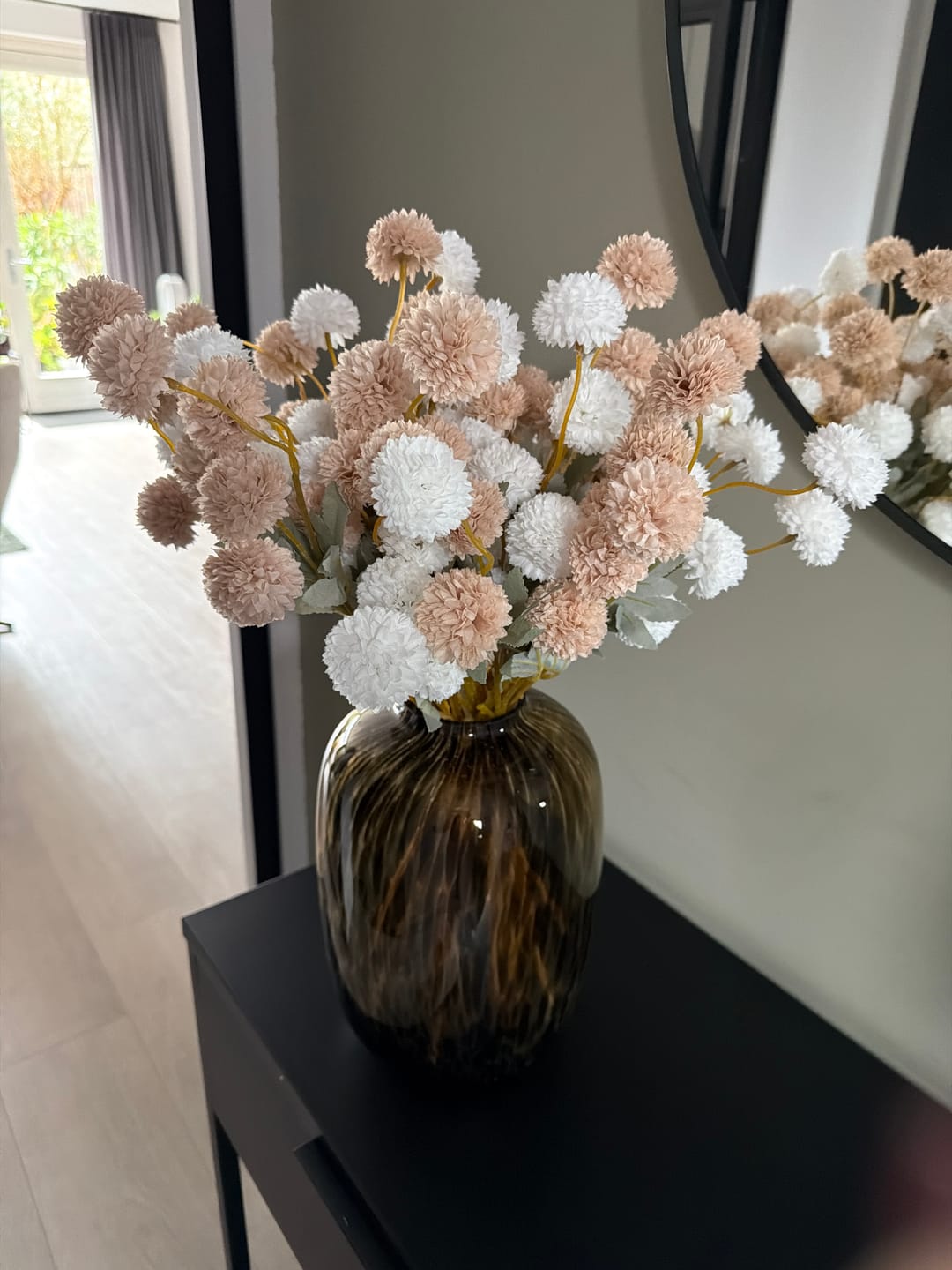 Customer photo review of Zijden Kiku Bloemen - Beige Mix