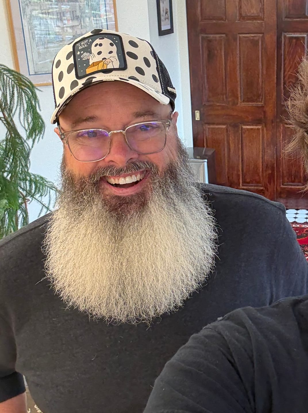 Customer photo review of OVERLORD X Peanuts: "I Got A Rock" Trucker Cap