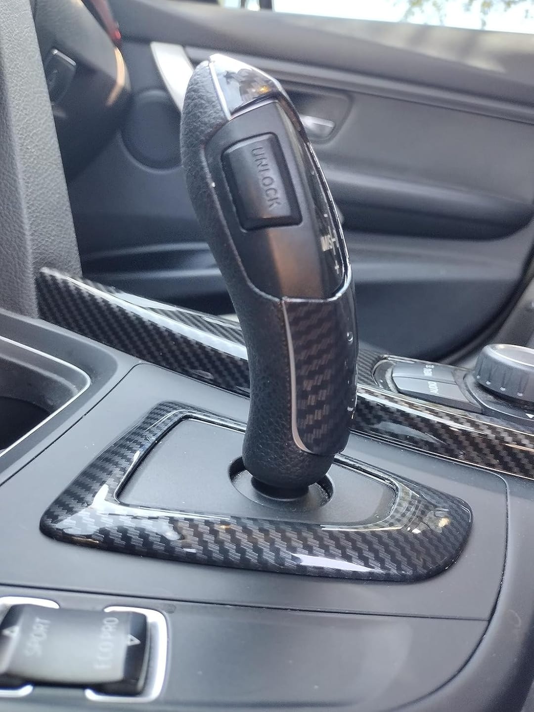 Customer photo review of Gear Shift Frame Trim Cover Compatible with BMW 3 Series F30 F31 F34 & 4 Series F32 F33 F36, 1 Series F20 F21 & 2 Series F22 F23 – Carbon Fiber Style Molded Interior Trim | SPCRSO