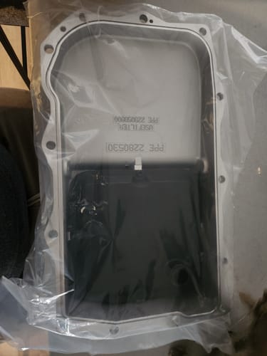 Customer photo review of 2013-2018 EcoDiesel Heavy Duty Aluminum Transmission Oil Pan (228053020)