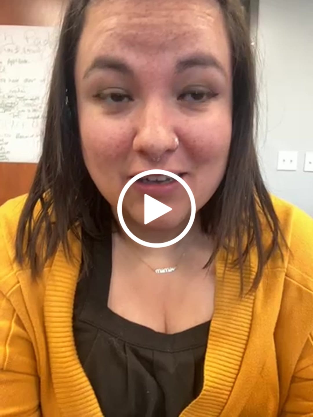 Customer video review of “Mama” Necklace – 18k Gold Plated Stainless Steel
