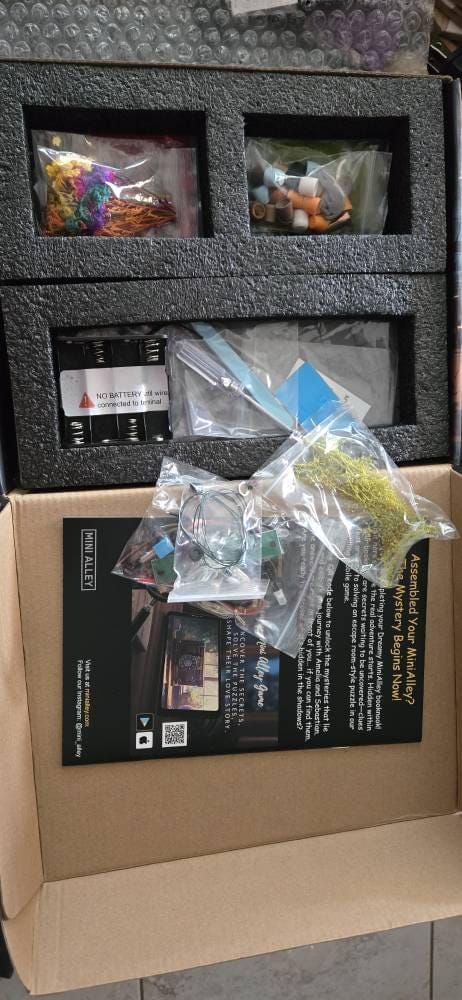 Customer photo review of Dreamy MiniAlley - Booknook DIY kit