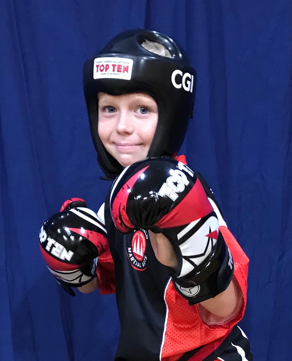 Customer photo review of Top Ten Pointfighter Gloves “URBAN ARTS”