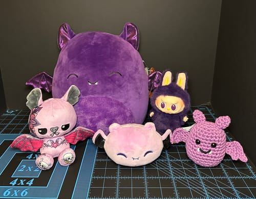 Customer photo review of Batties Plush Pendant Blind Box