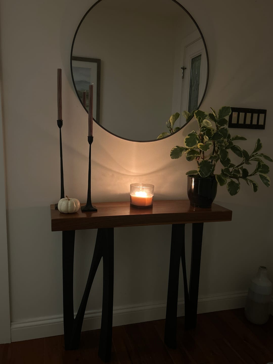 Customer photo review of Console Table Legs 28.2" H 11W Modern Furniture Steel Legs 210 Norah