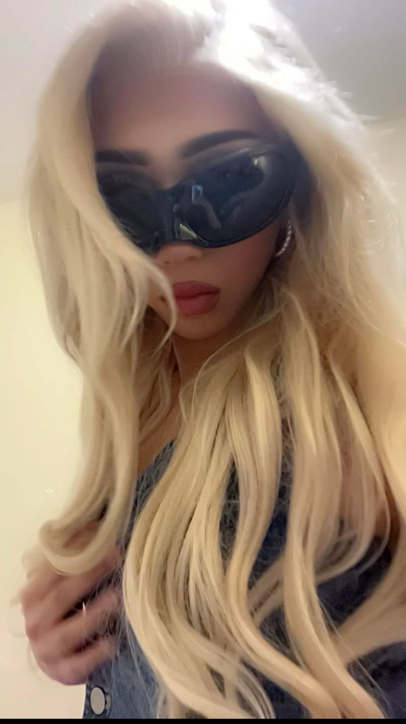Customer photo review of Seamless Tape in Hair Extensions Best Virgin Hair Lightest Blonde #60