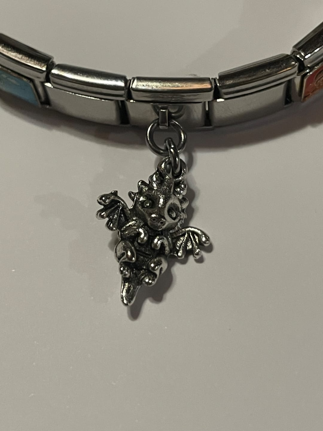 Customer photo review of Charm Dragón Mágico