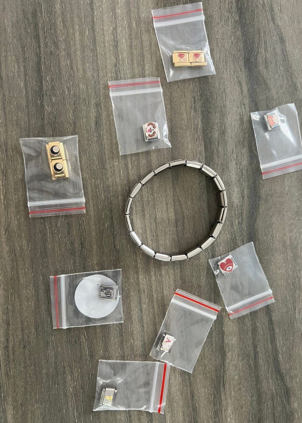 Customer photo review of Charm Bola 8