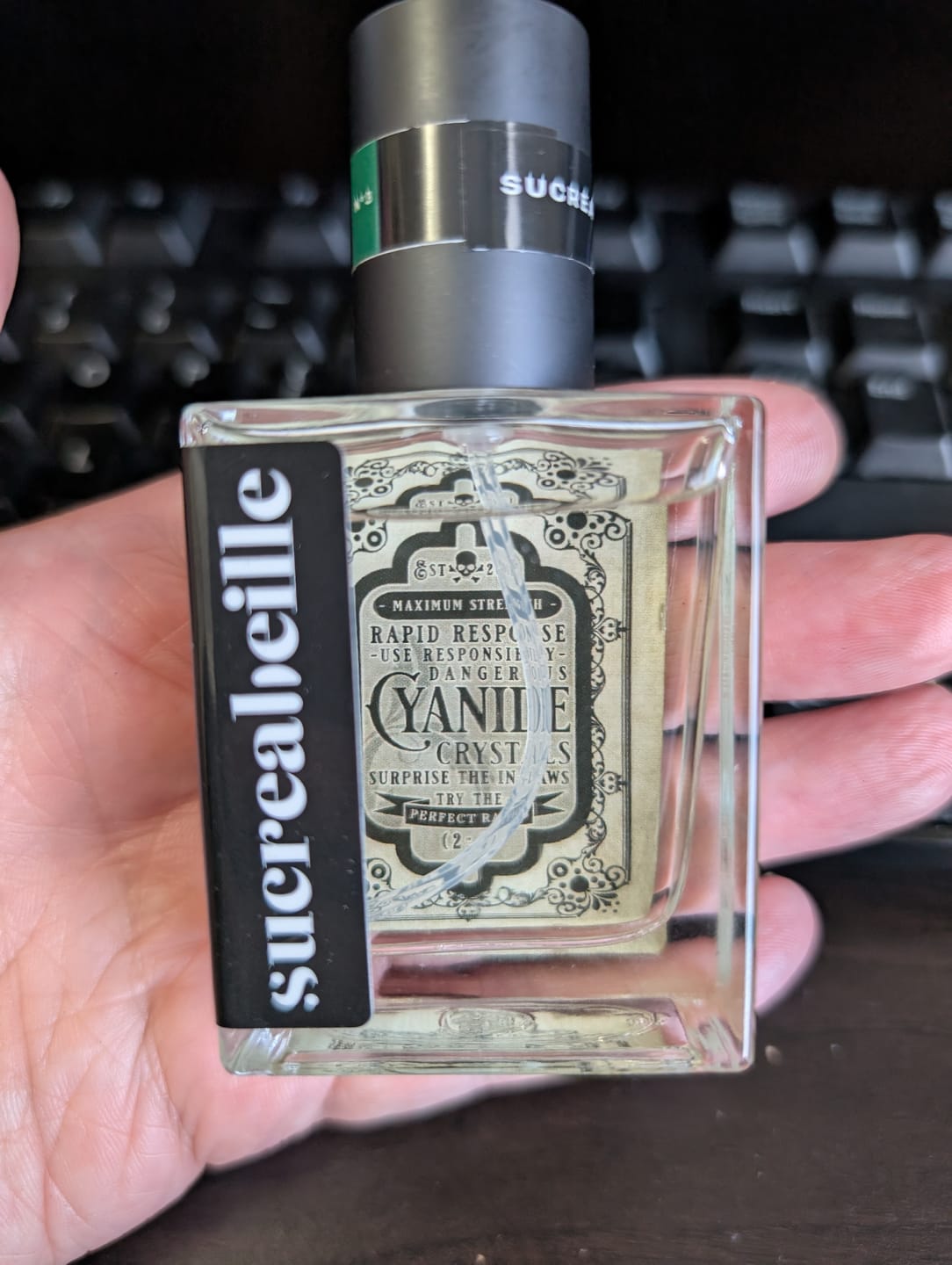 Customer photo review of Cyanide