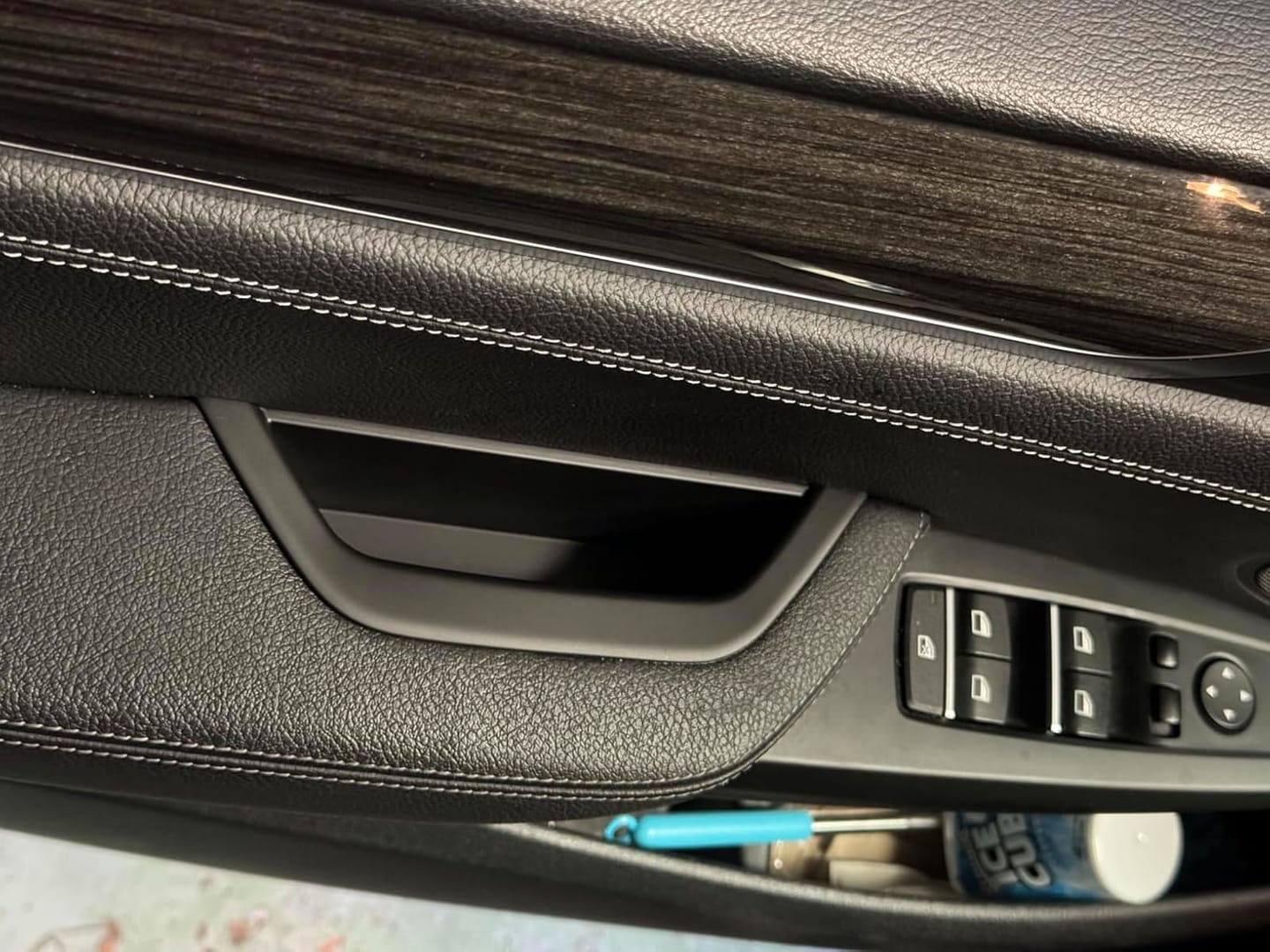 Customer photo review of Compatible with BMW X3 F25 (2010–2016) & X4 F26 (2014–2017) – Interior Door Pull Handle Cover Trim Set (4PCS) | SPCRSO