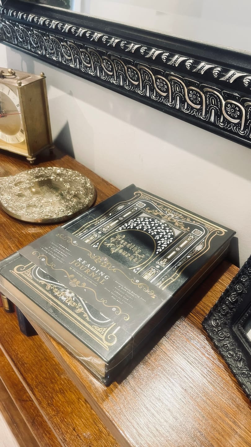 Customer photo review of Reading Journal - Black