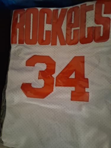 Customer photo review of Men's Houston Rockets Hakeem Olajuwon #34 White Hardwood Classics Swingman Jersey1