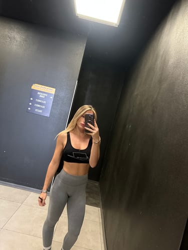 Customer photo review of The Zest Leggings