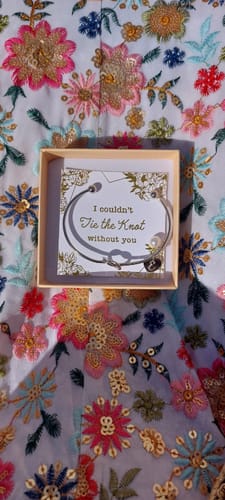 Customer photo review of "Tie The Knot" - Pearl Heart Bangle