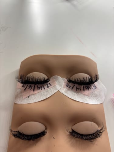 Customer photo review of Volume 5ml - Lash Extension Glue