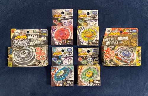 Customer photo review of Metal Fusion Beyblades (6 Takara Tomy Metal Beyblades)