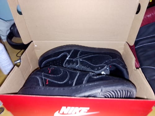 Customer photo review of Tenis Travis Low Black Phantom