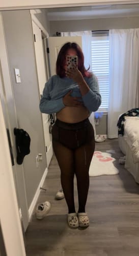 Dorothy R. review of New Compression Band Model One-Seam Translucent Fleece Lined Tights image 1 out of 1