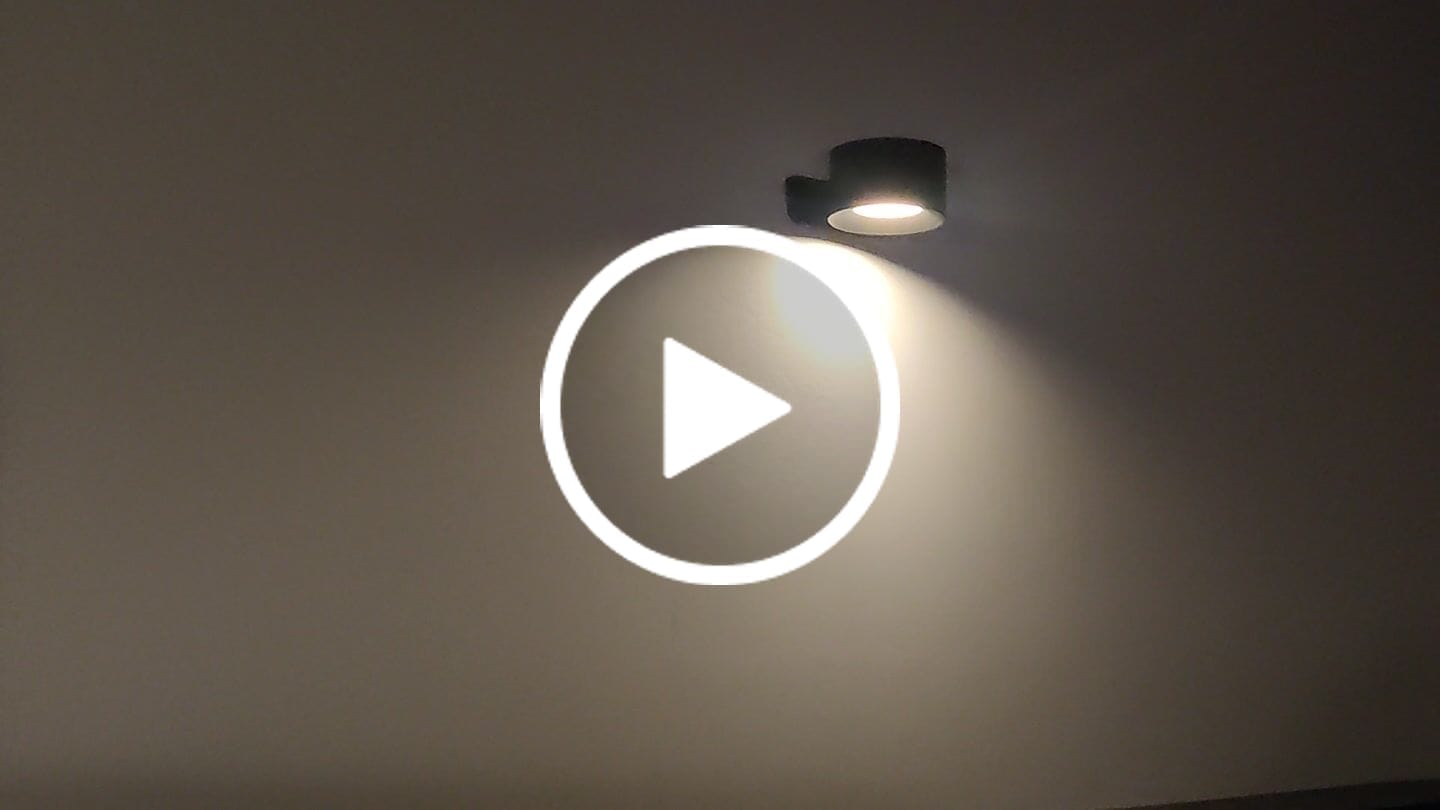 Customer video review of ENDLESS Wandlamp