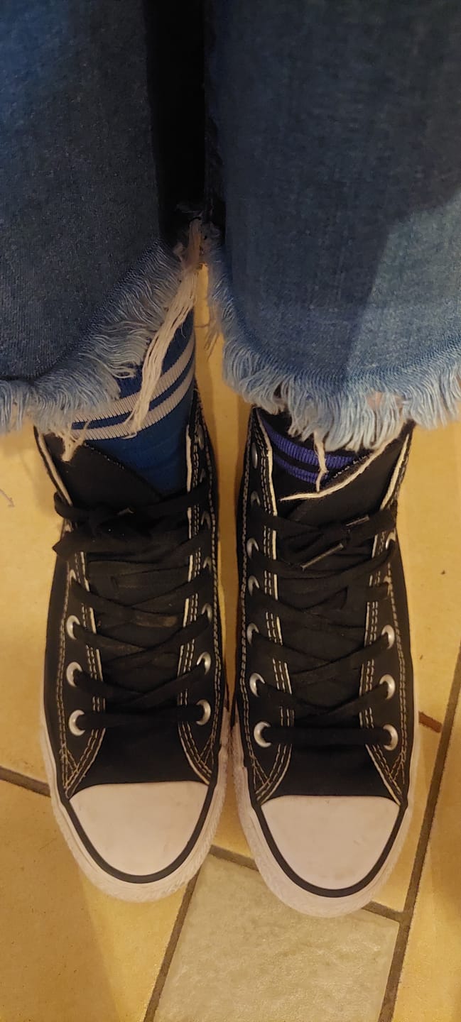 Customer photo review of Zapatillas Converse Chuck Taylor Hi Botitas Negras