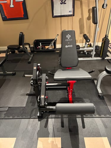 Customer photo review of TAWERET™  1:1 Cable Ratio Leg Extension and Curl Machine