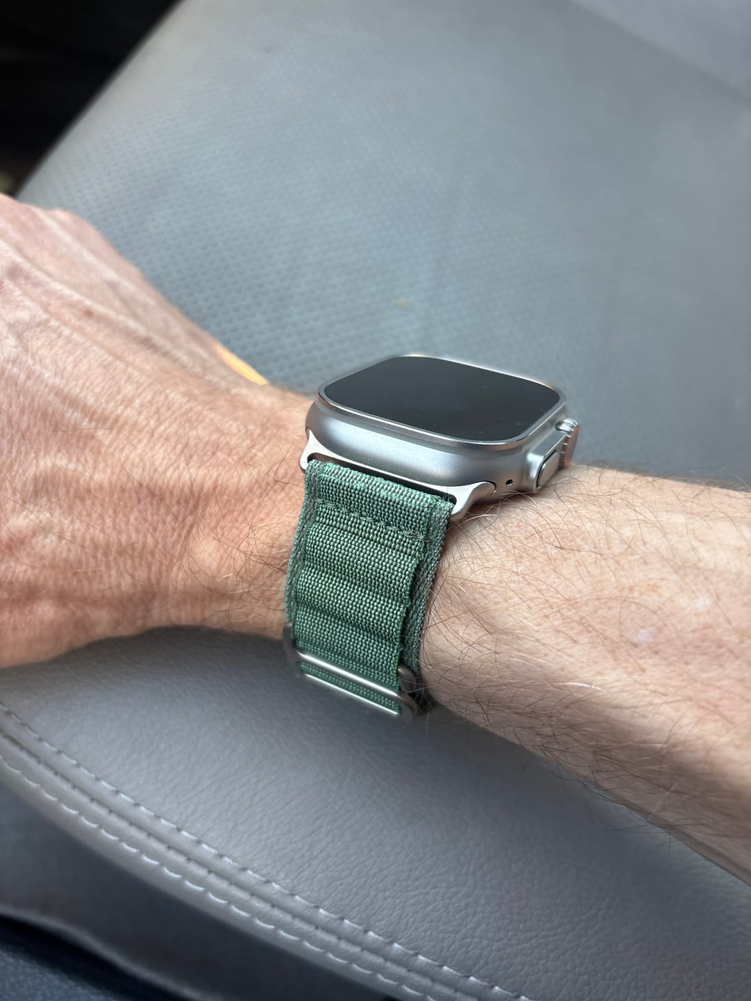 Customer photo review of Apple Band ULTRA - MultiLoop - Green