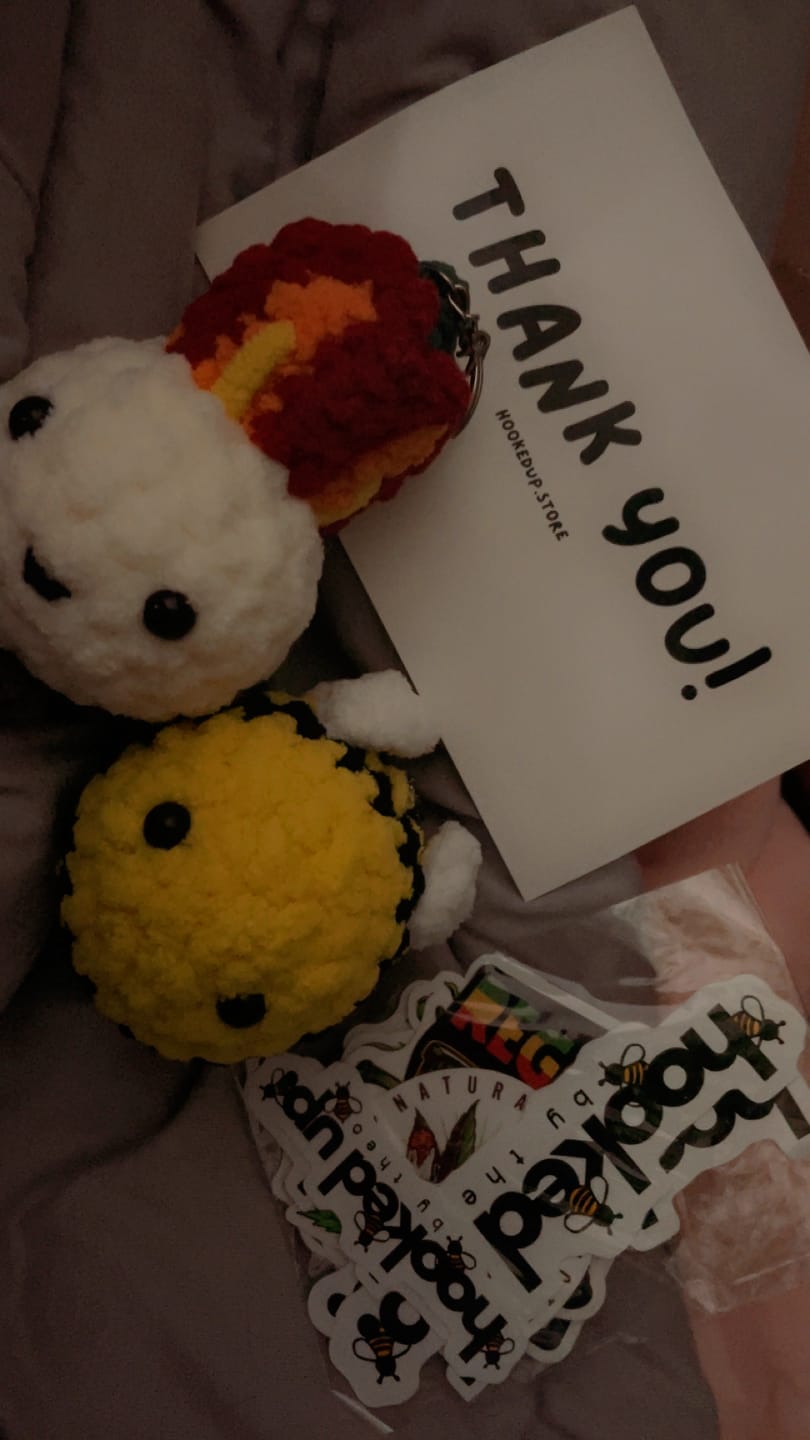 Customer photo review of Vic's Hot Onion Keychain