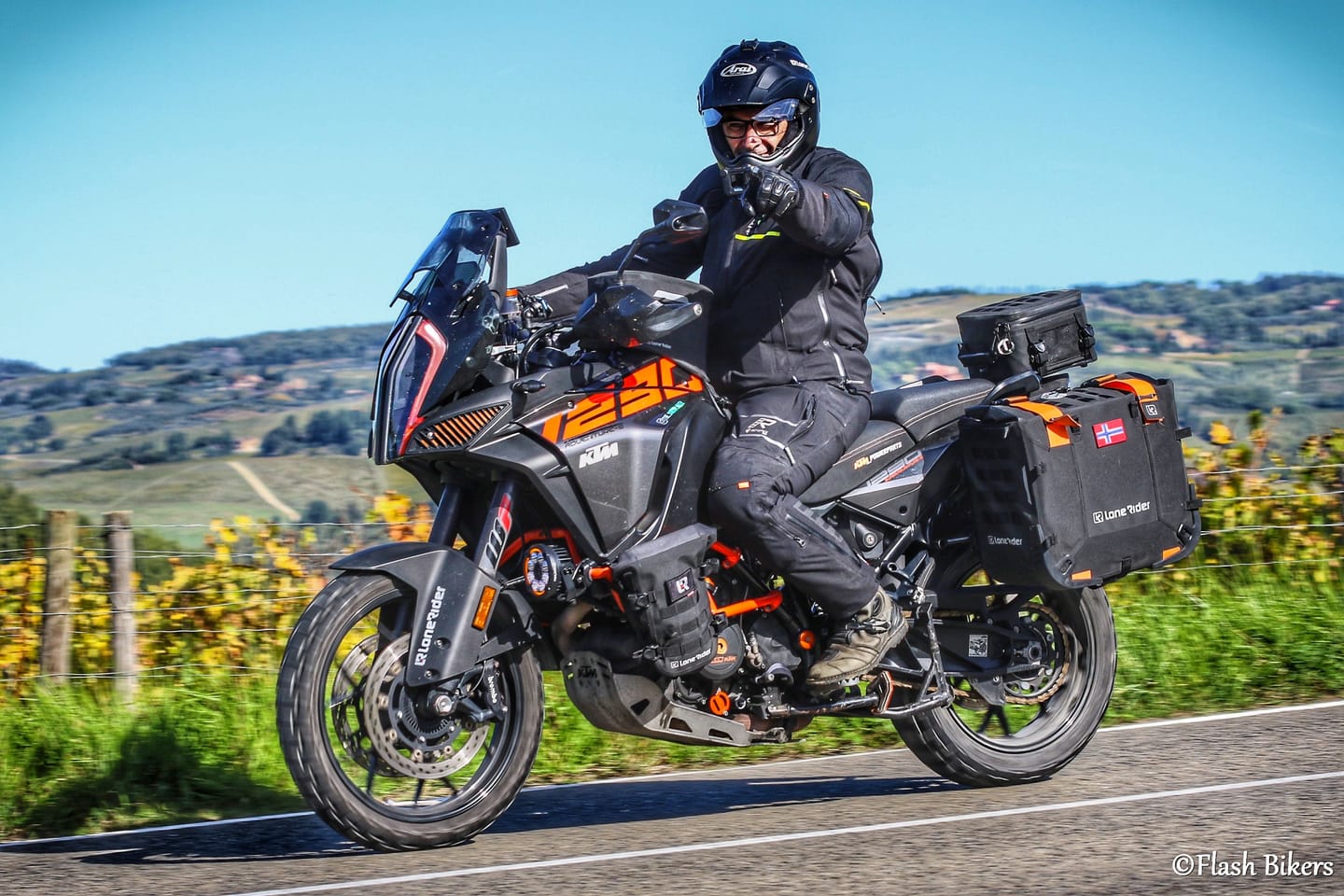 Customer photo review of Ranger Tank Bag