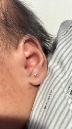 Customer photo review of Newborn Blossom White Rose - GP (Piercing)