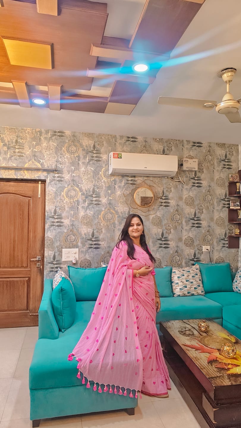 Customer photo review of Pink Love Mulmul Cotton Saree