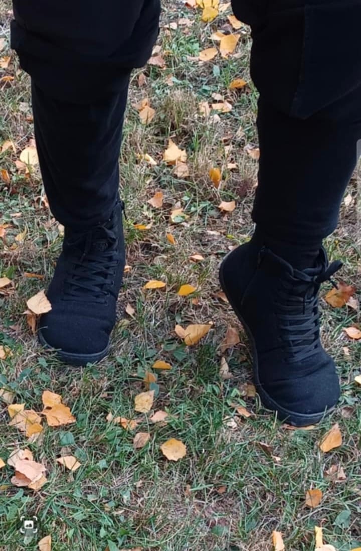 Customer photo review of Vaistoa Tunto 2 -paljasjalkatennarit