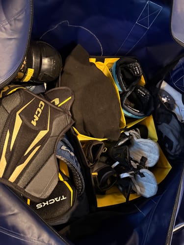 Customer photo review of Conway+Banks Hockey Bag Organizer